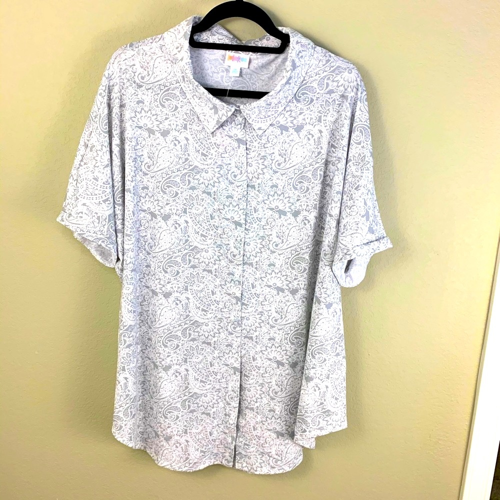 LuLaRoe Charlie shirt